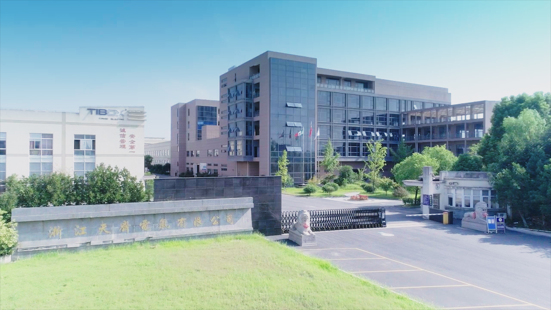 序列 01.00_00_22_18.静止062.jpg